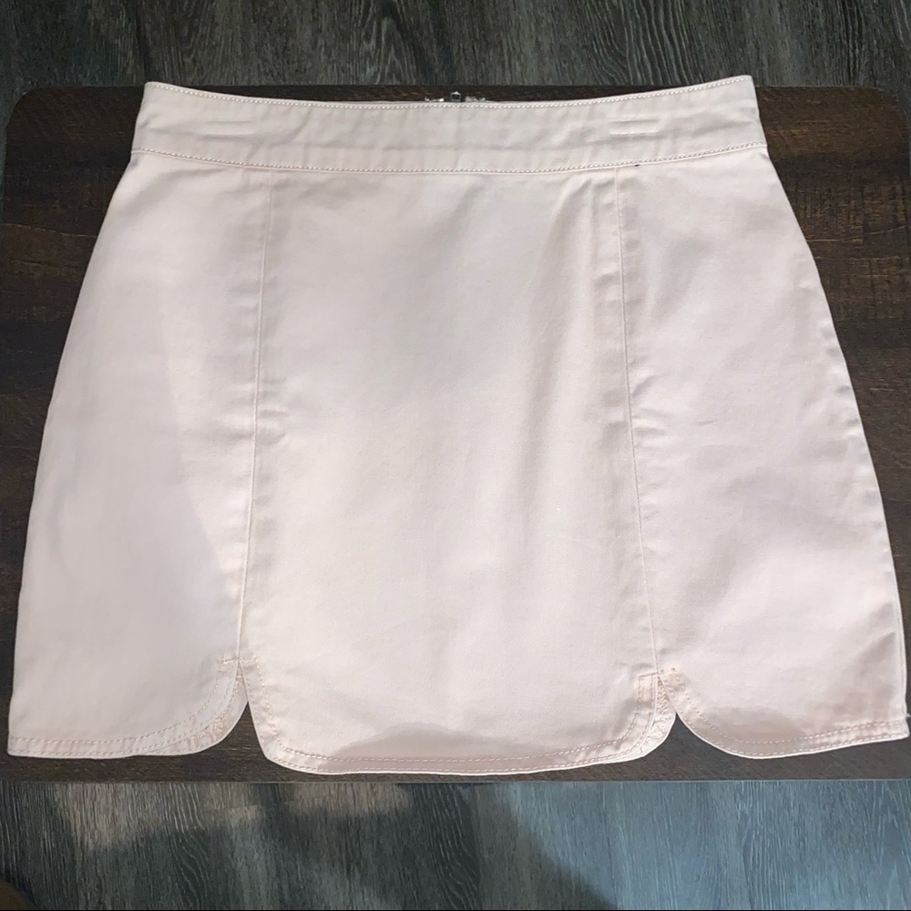 Forever 21 Pink Mini Skirt - Size Small
